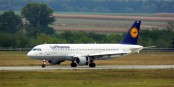 La grève du personnel de cabine de la Lufthansa annoncé pour jeudi et vendredi, n'aura pas lieu. Foto: ChrisZ / Wikimedia Commons / CC-BY 3.0