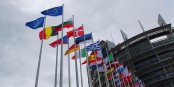 Des nuages gris sur le Parlement Européen - mais à quoi servent les procédures contre la Pologne et d'autres pays ? Foto: fotofoocom / Wikimedia Commons / CC-BY-SA 3.0