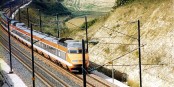 Der orange "Ur-TGV" revolutionierte 1981 den Zugverkehr. Eine französische Meisterleistung. Foto: Phillip Capper / Wikimedia Commons / CC-BY 2.0