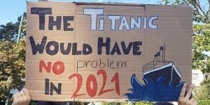 Da hat "Fridays for Future" recht - 2021 hätte die Titanic kaum eine Chance, einen Eisberg zu rammen... Foto: Mænsard vokser / Wikimedia Commons / CC-BY-SA 4.0int