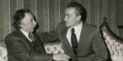 Pietro Ingrao (à droite) en 1977 avec le chef des communistes chiliens Luis Corvalàn. Foto : dati.camera.it / Wikimedia Commons / CC-BY-SA 4.0int