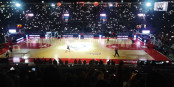 Ein letztes Mal werden in dieser Saison die Smartphones die Basketballhalle in ein Universum verwandeln, doch vielleicht wird sogleich beim Damenturnier IS ein neuer Stern am Tennishimmel geboren. Foto © Michael Magercord