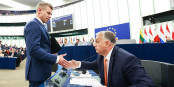 Viktor Orban ne pouvait faire autrement que de féliciter son vainqueur Peter Magyar. Foto: © European Union 1998 – 2026 / Wikimedia Commons / CC0 1.0